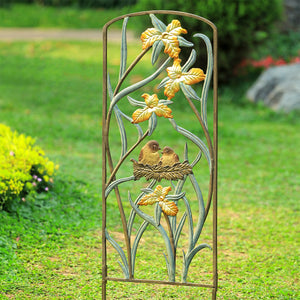 Nesting Lovebird Trellis