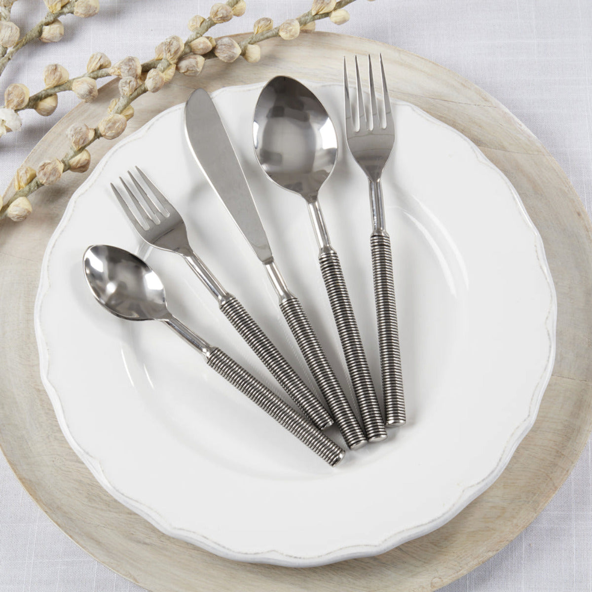 Elegant Ribbed Stainless Steel Flatware Set - Silver Finish, Set of 5 ...