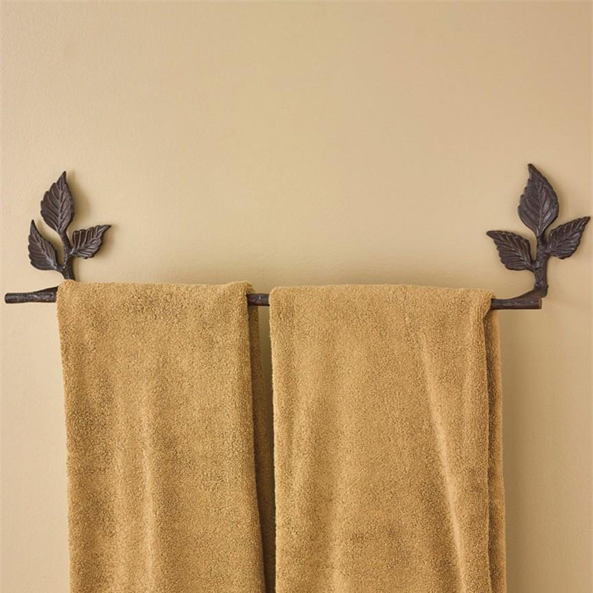 Hanging a towel online bar