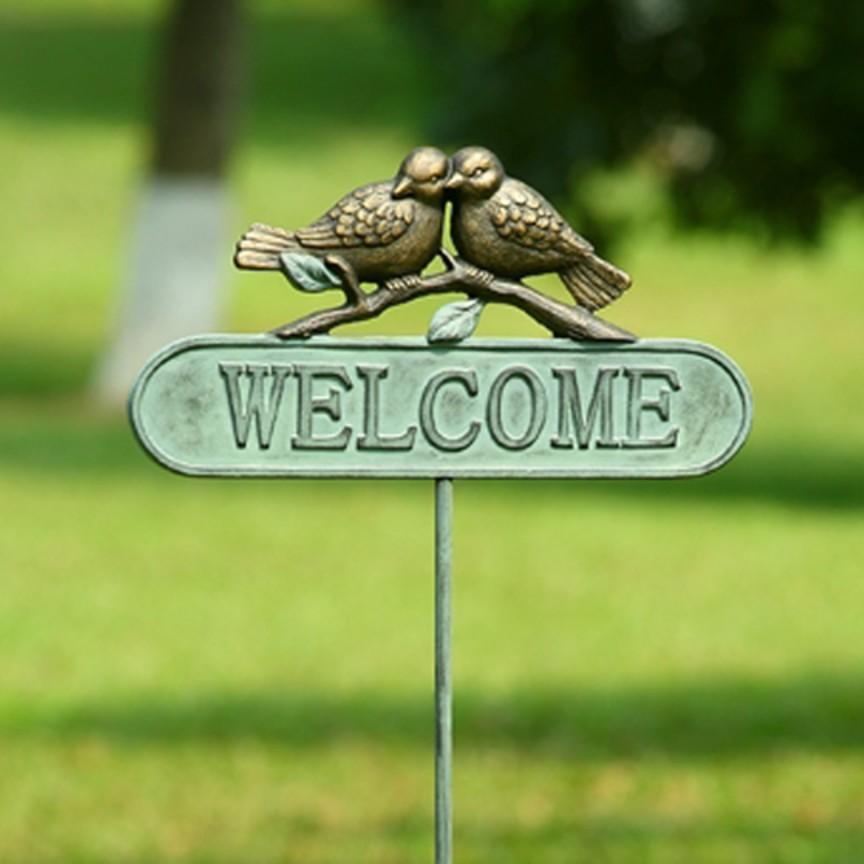 A Pair Of Lovebirds Welcome Sign Greeter cast iron Garden Stake by Gifts &  Decor